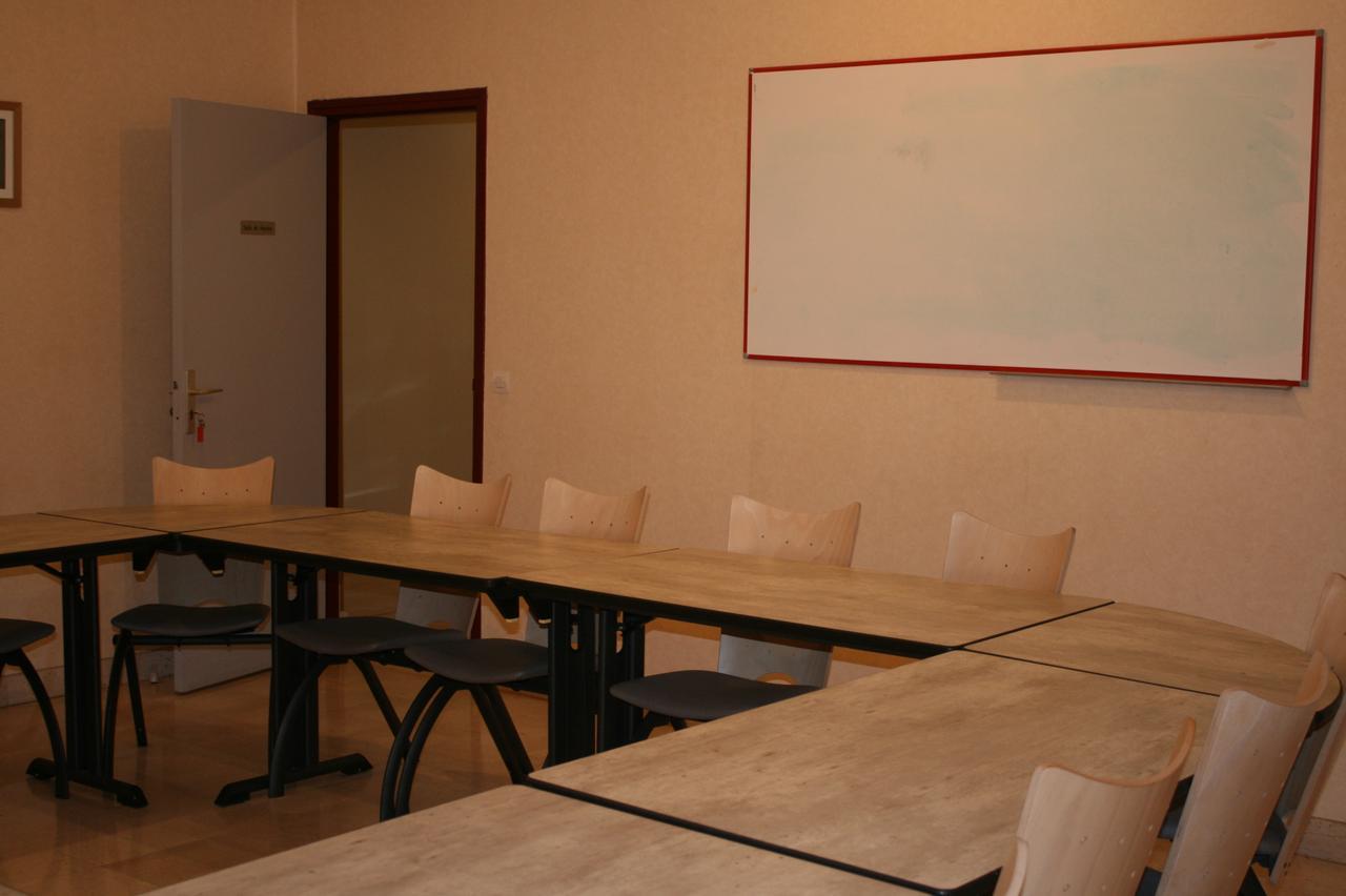 Residence Universitaire Lanteri Fontenay-aux-Roses Exterior photo